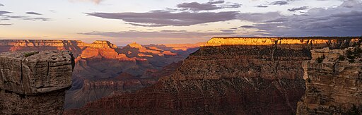 Grand Canyon View
Mgimelfarb, CC0, via Wikimedia Commons