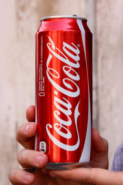 Coca Cola CanM0tty, CC BY-SA 3.0, via Wikimedia Commons