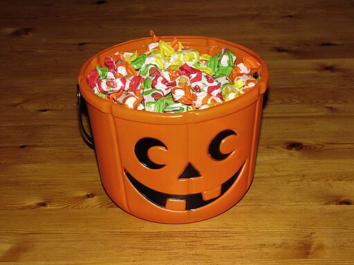 Halloween Candy Bucket
Petey21, CC0, via Wikimedia Commons