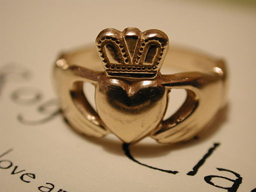 Ring Symbol
I, Royalcladdagh, CC BY-SA 3.0, via Wikimedia Commons