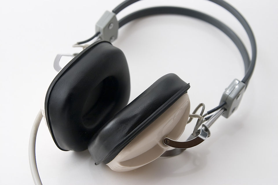 Headphones
No machine-readable author provided. PJ assumed (based on copyright claims)., CC BY-SA 3.0, via Wikimedia Commons